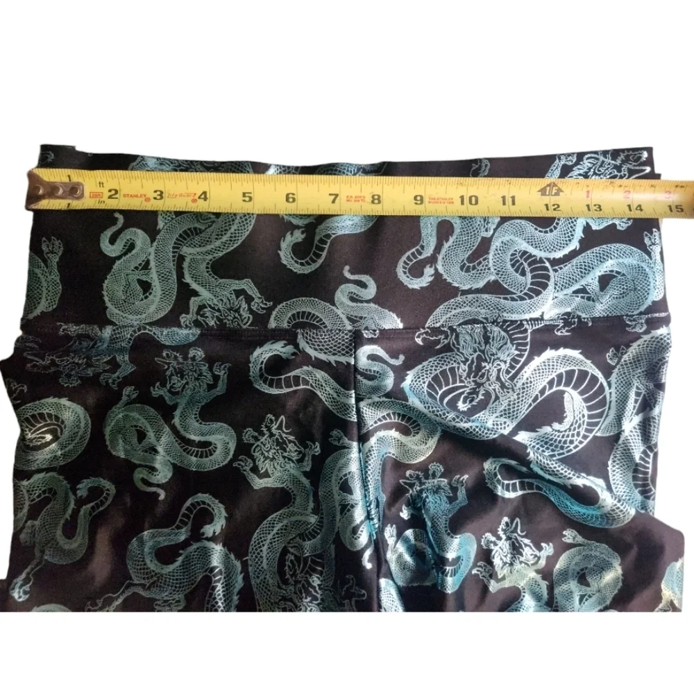 Cute Booty Lounge foil matching